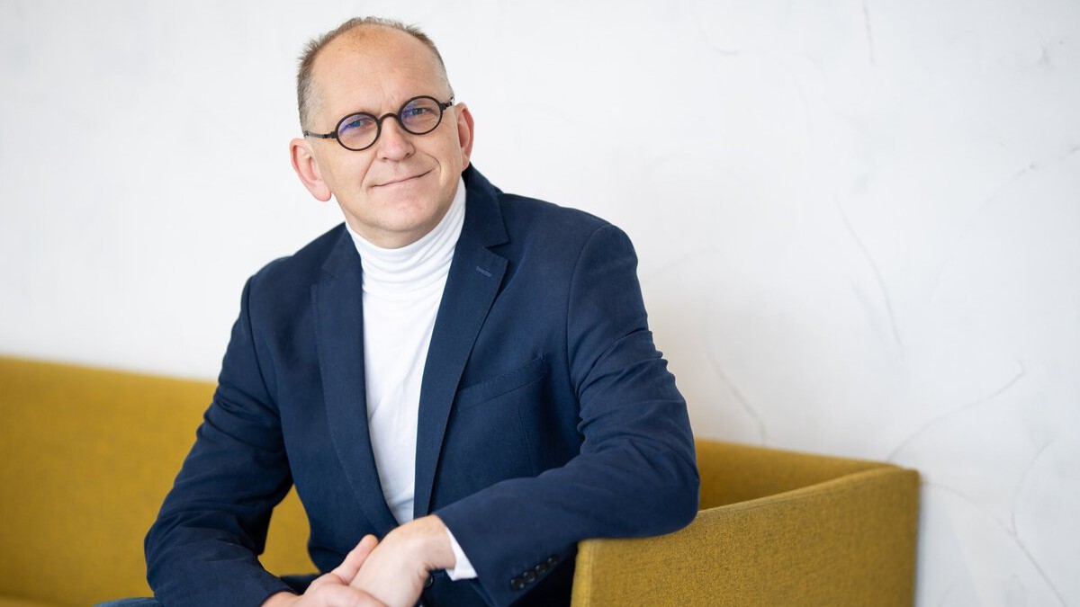 Prof. A. Bielskis. Kaip išlikti laimingam ir kūrybingam, kai dirbtinis intelektas užvaldo vis daugiau sričių?